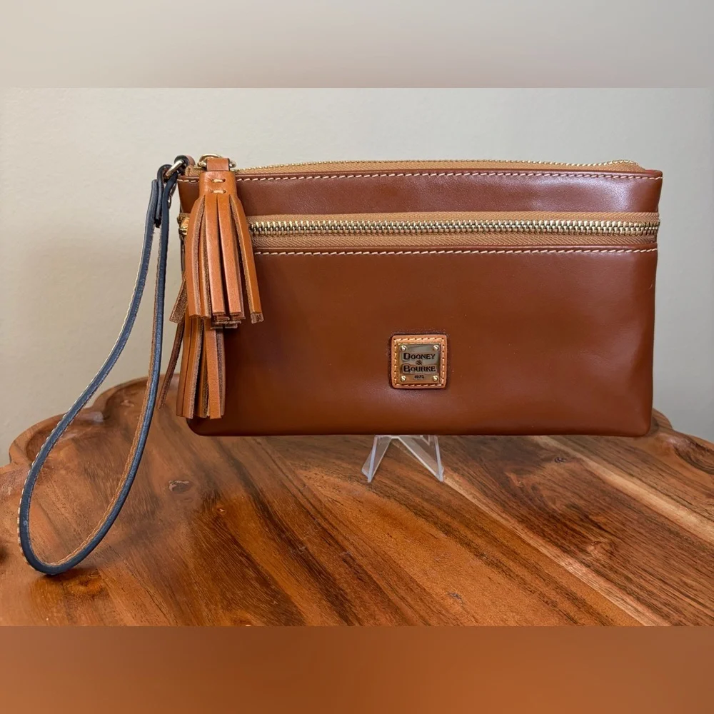 Dooney & Bourke Wexford Natural Brown Leather Double Zip Wristlet Clutch NWOT